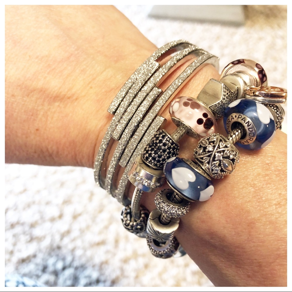 NEW CRYSTAL COLLECTION ADJUSTABLE CUFF